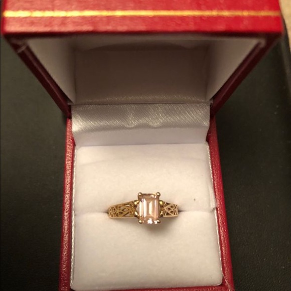 Solid 10k gold ring emerald cut pink topaz. - Picture 2 of 3